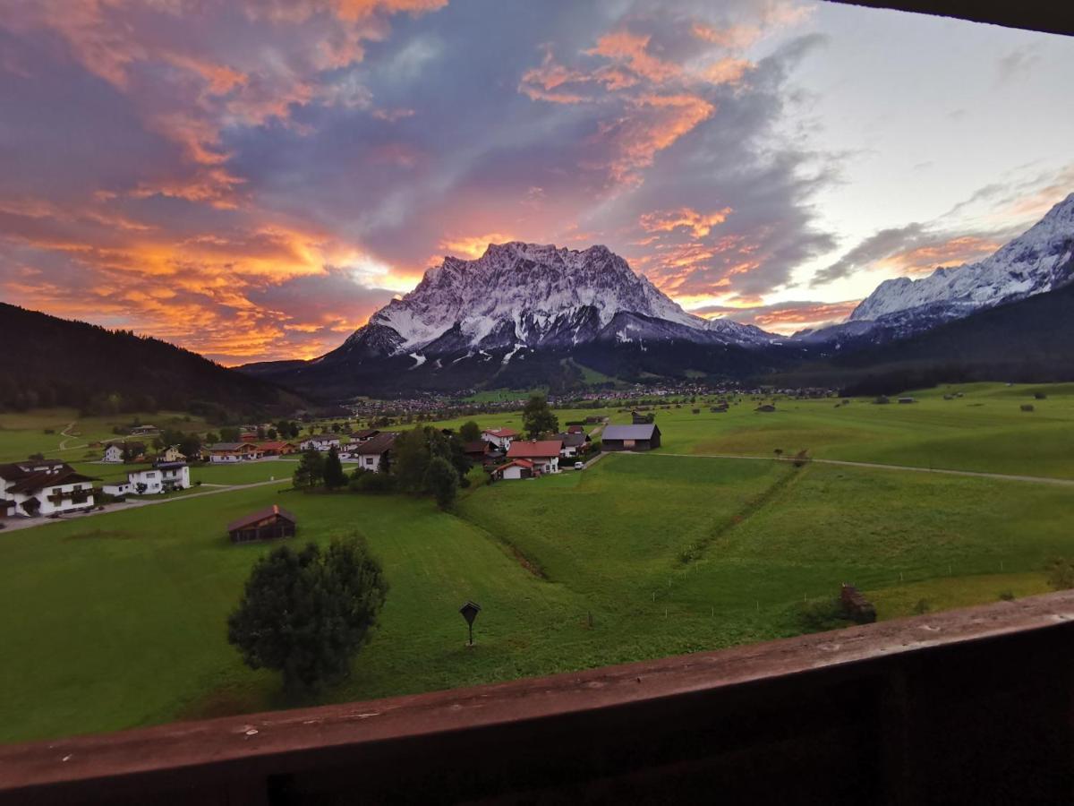 Ferienhaus Jaegerhaeusl Lermoos Bagian luar foto