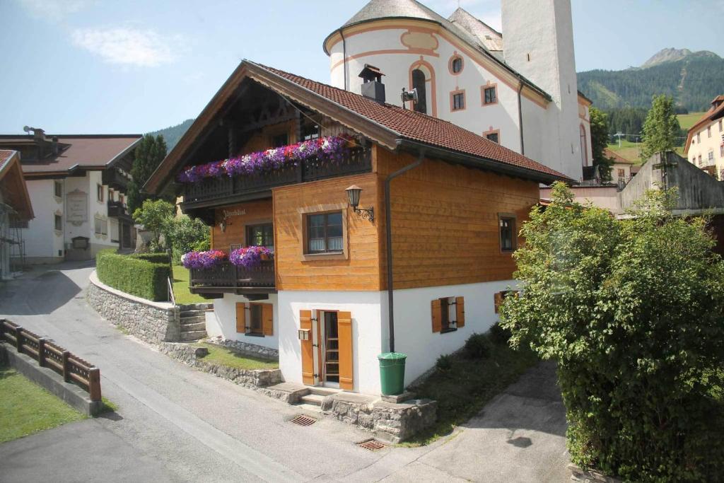 Ferienhaus Jaegerhaeusl Lermoos Ruang foto
