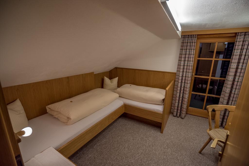 Ferienhaus Jaegerhaeusl Lermoos Bagian luar foto